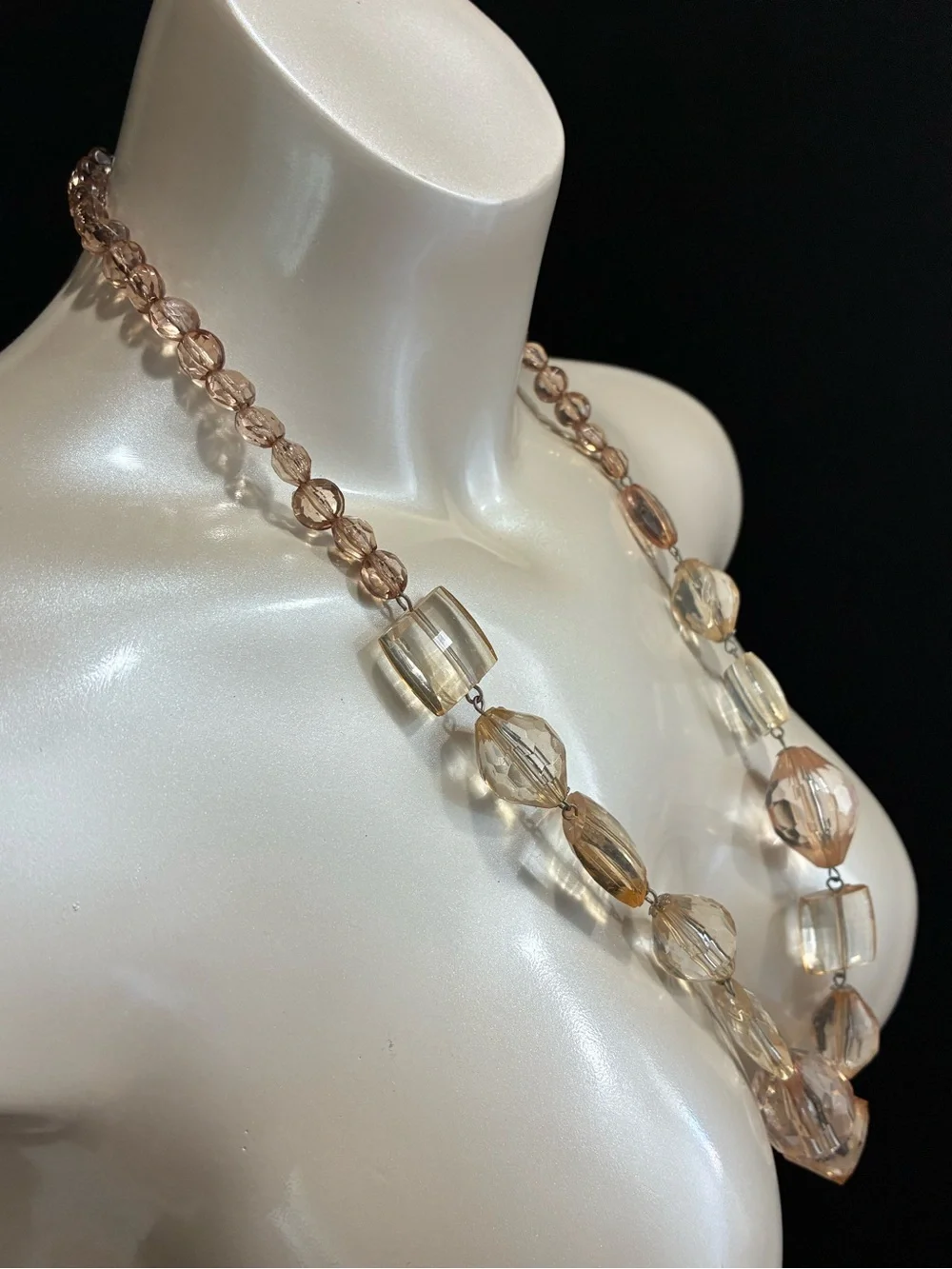 Stunning Retro Statement Necklace Peach & Clear Faceted Acrylic Beaded Necklace